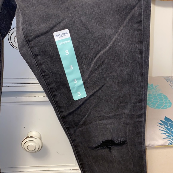 New With Tags Arizona Jean Co. Super Flex Jegging - Picture 3 of 7